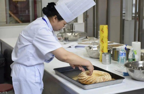 一名食品加工新生的校史馆寻根记 | 