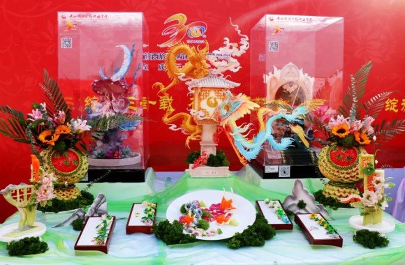 师生同赛展风采 工匠精神铸品质