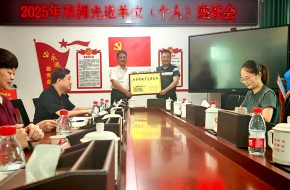 戎装映荣光 壮志启新程 | 开云ap
