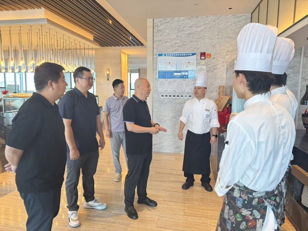 访企拓岗深融前沿产业 校地协同共育行